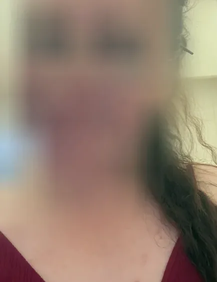 Cerys, 29