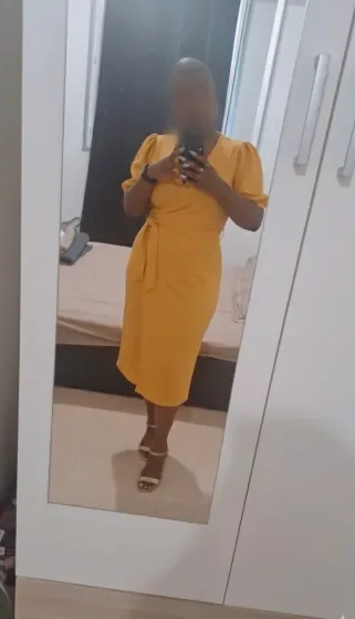 Katie, 33