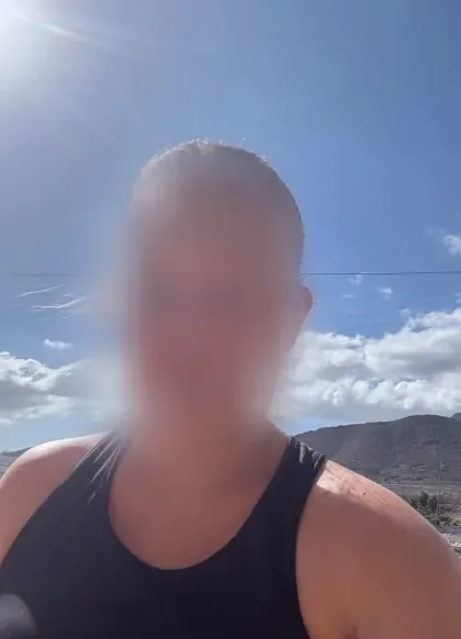 Nicola, 37