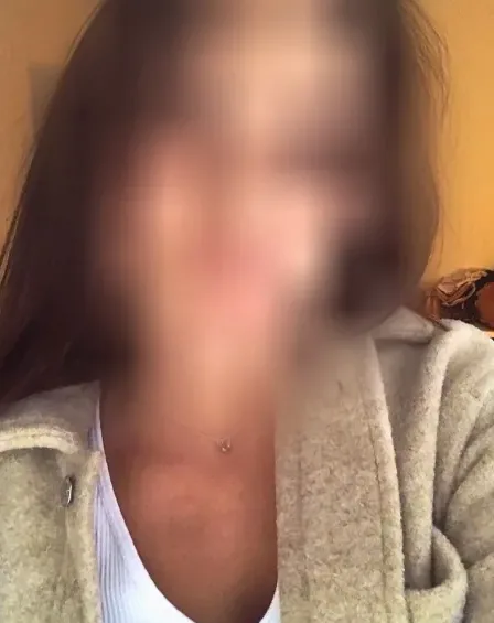 Poppy, 28