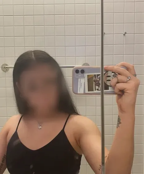 Skye, 26